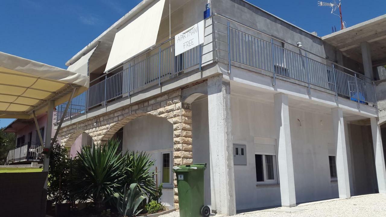 Apartmani Lamani Бибинє Екстер'єр фото
