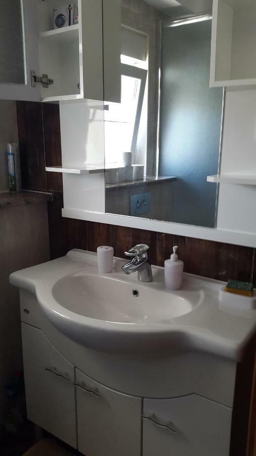 Apartmani Lamani Бибинє Екстер'єр фото