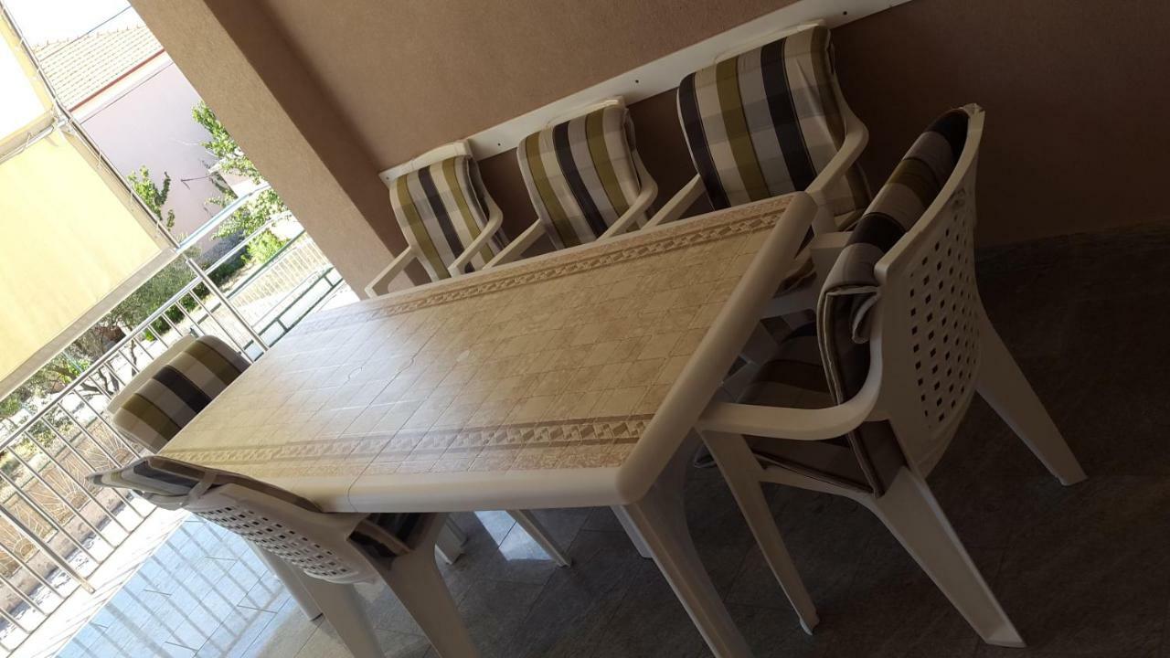 Apartmani Lamani Бибинє Екстер'єр фото