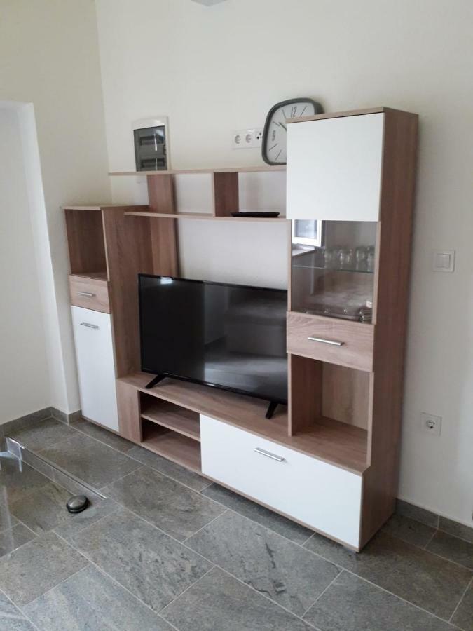 Apartmani Lamani Бибинє Екстер'єр фото