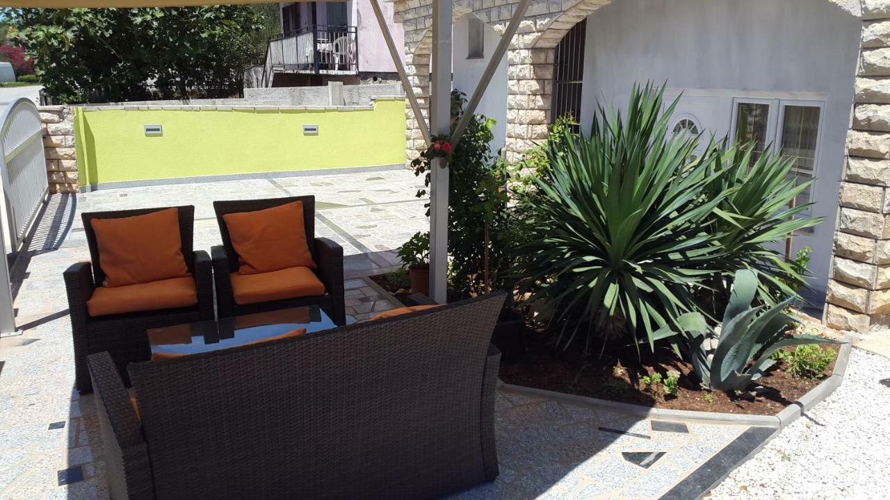 Apartmani Lamani Бибинє Екстер'єр фото